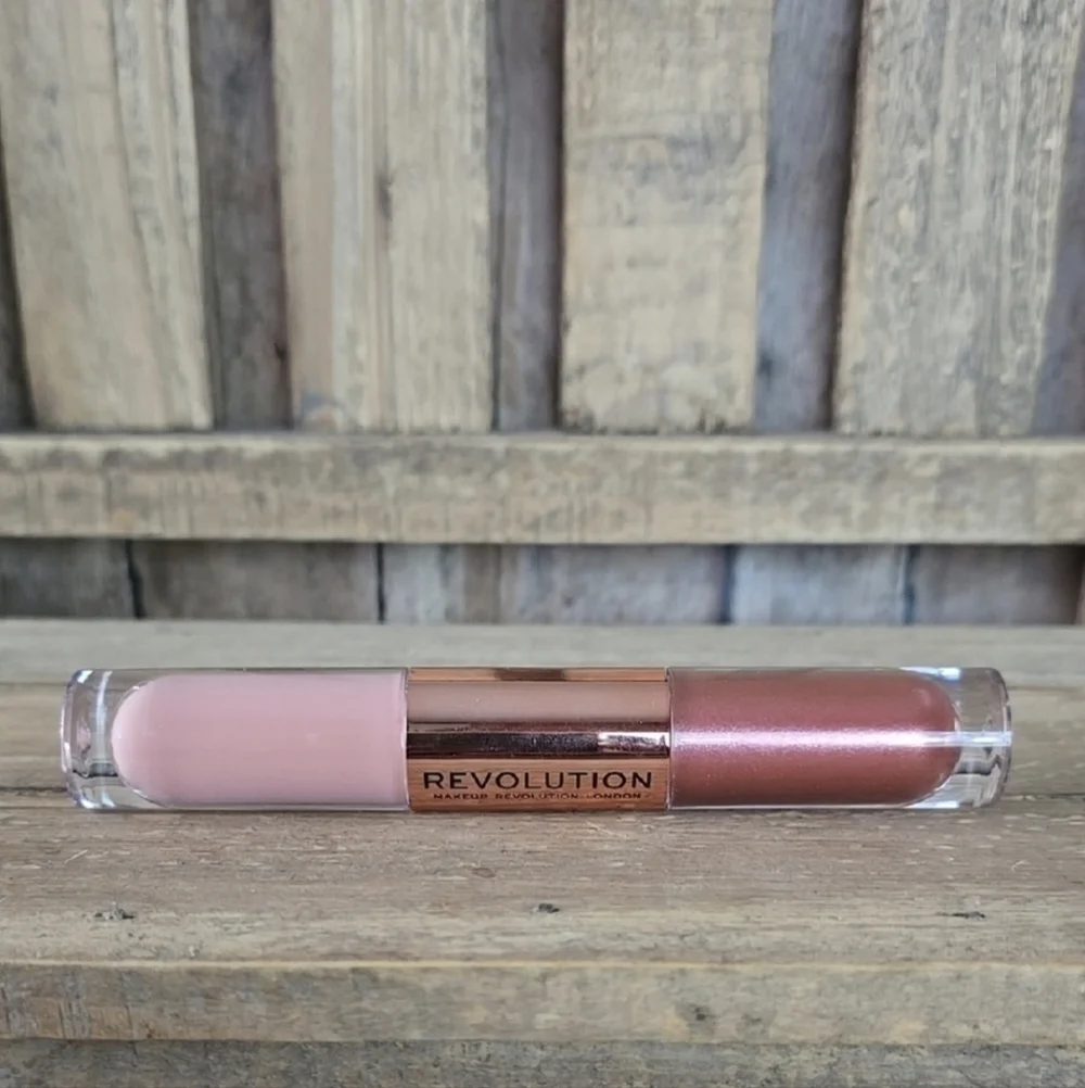 (2) Revolution Double Up Liquid Shadow- Infatuated & Subliminal